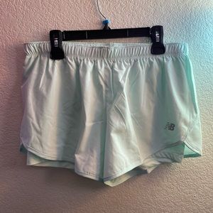 New balance athletic running shorts green size L